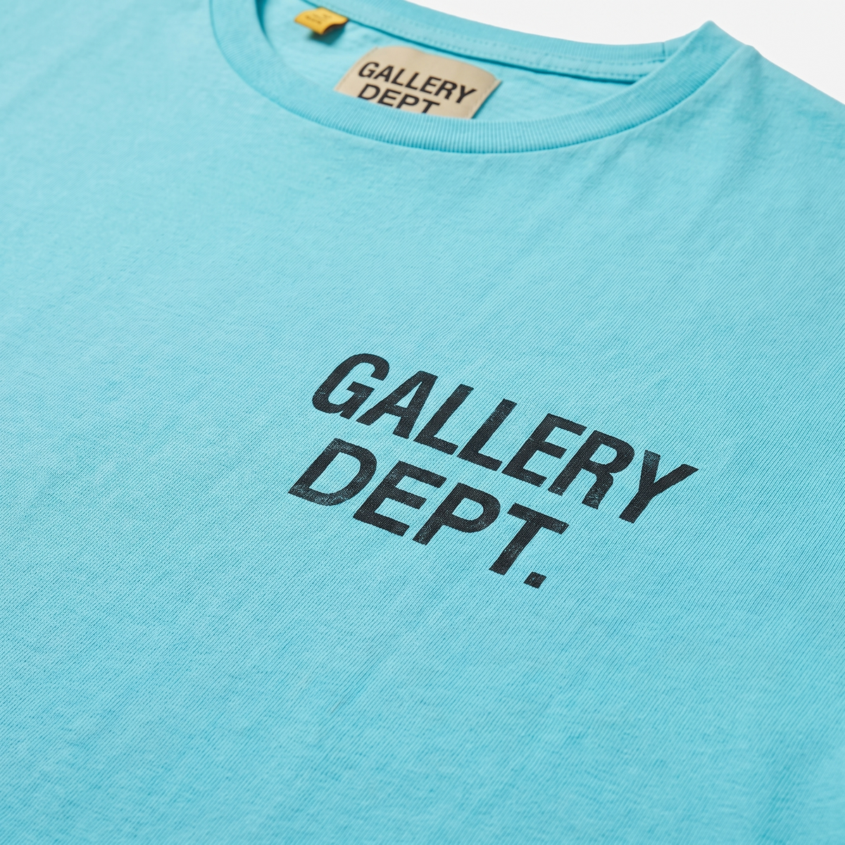T-shirt Gallery Dept. Souvenir Turquoise – détail du logo
