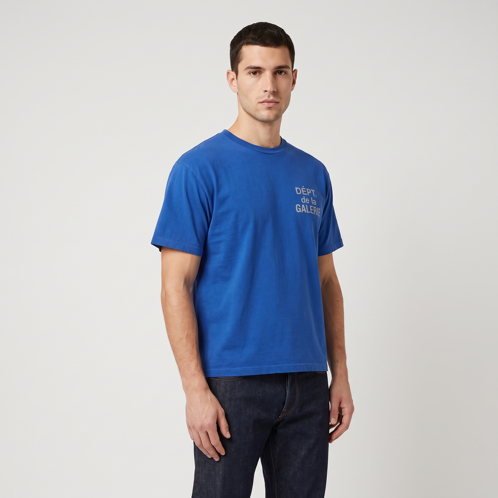 T-shirt Gallery Dept. French Royal – porté – trois-quarts
