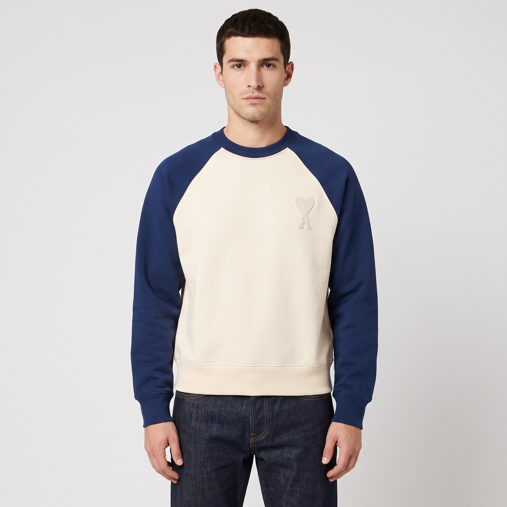 Sweatshirt Beige Patch Ami de Coeur Bicolore Marine – porté – face