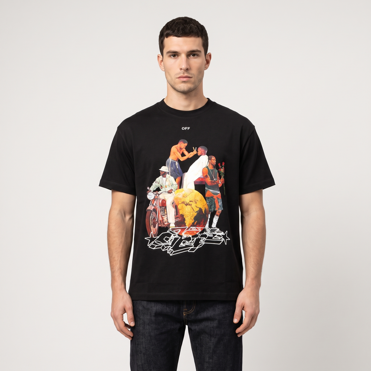 T-shirt Off-White Goldworld Oversize Black – porté – trois-quarts