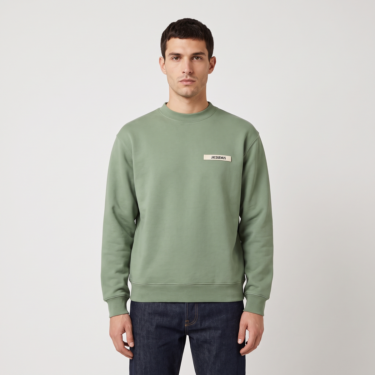 Le Sweatshirt Gros Grain Jacquemus – porté – face