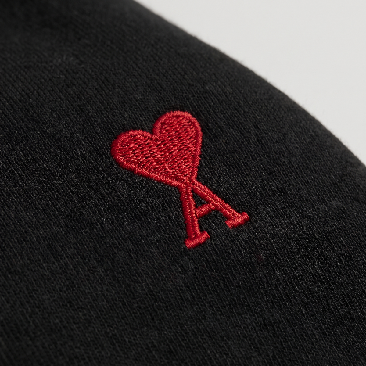 Hoodie Zippe Ami De Coeur en Coton – détail du logo
