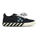 Baskets basses vulcanisées noires et bleues